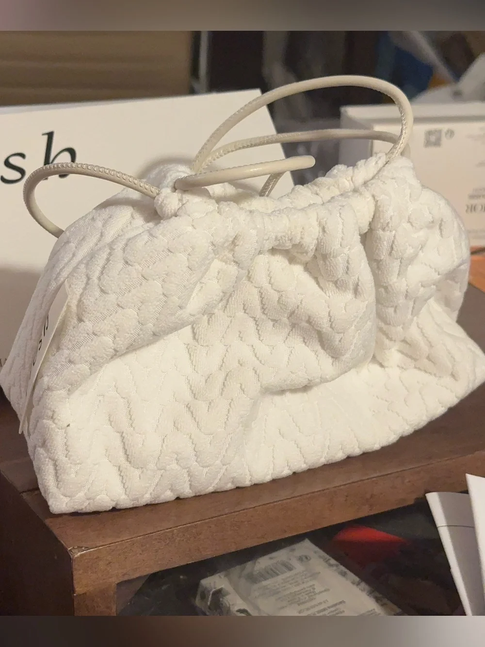 fresh cosmetics Large White Quilted Drawstring Top-Handle Drawstring Bag